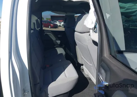 2018 Chevrolet Silverado 1500 2Lt z USA, uszkodzony, nr VIN 1GCVKREC6JZ375914